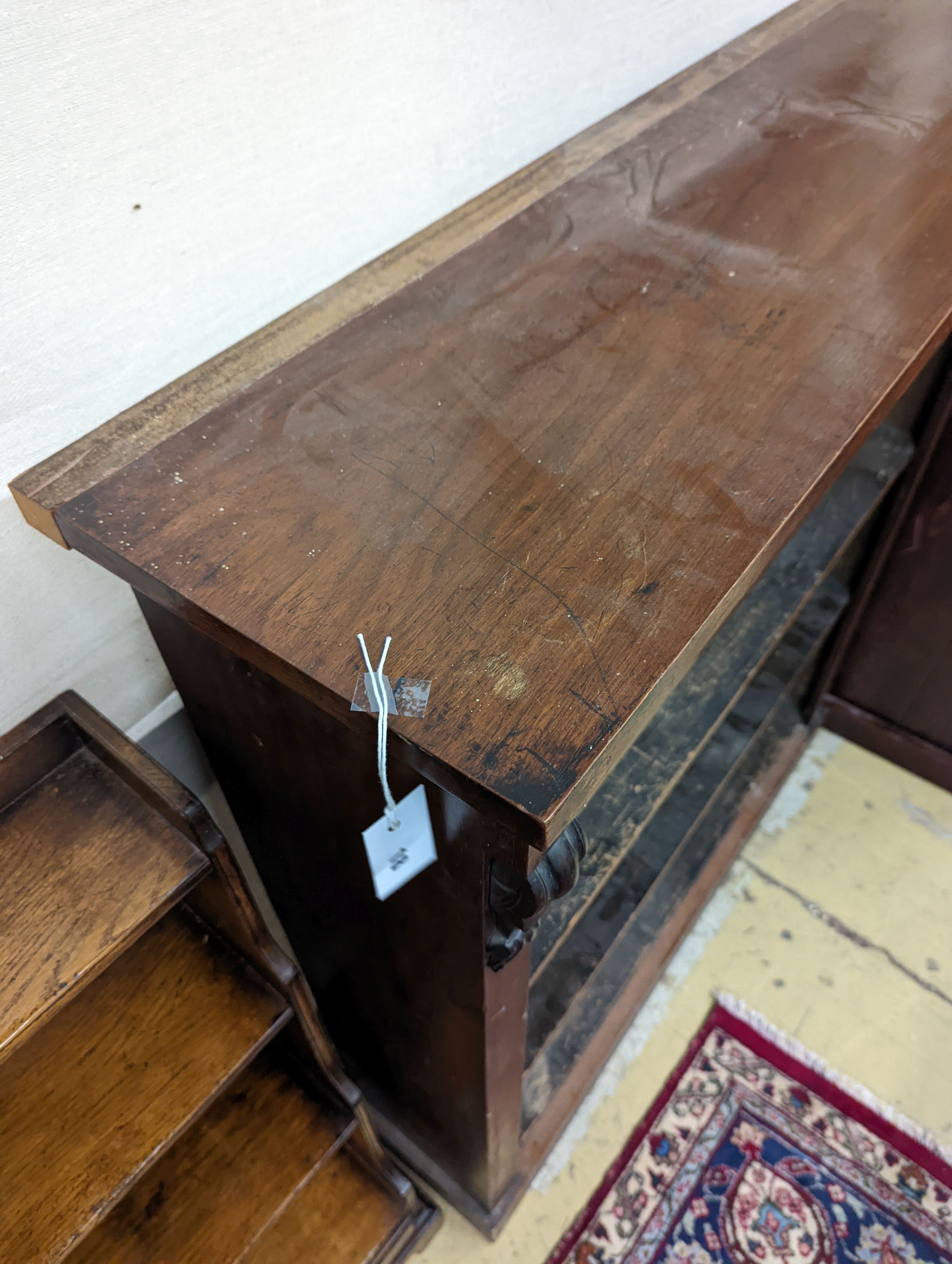 A Victorian mahogany open bookcase, width 106cm, depth 34cm, height 120cm